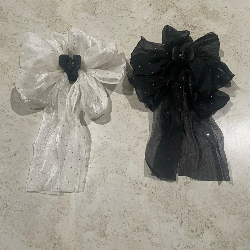 Bow hair clip- set of two